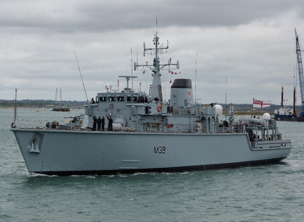 Harland & Wolff Acquires Former HMS Atherstone DredgeWire DredgeWire