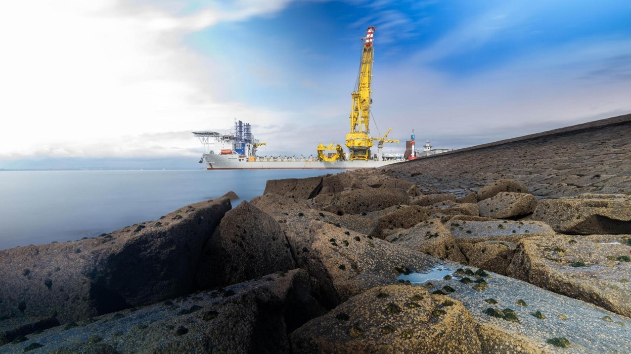 All monopiles installed at Scotland’s Inch Cape Offshore Wind Farm ...