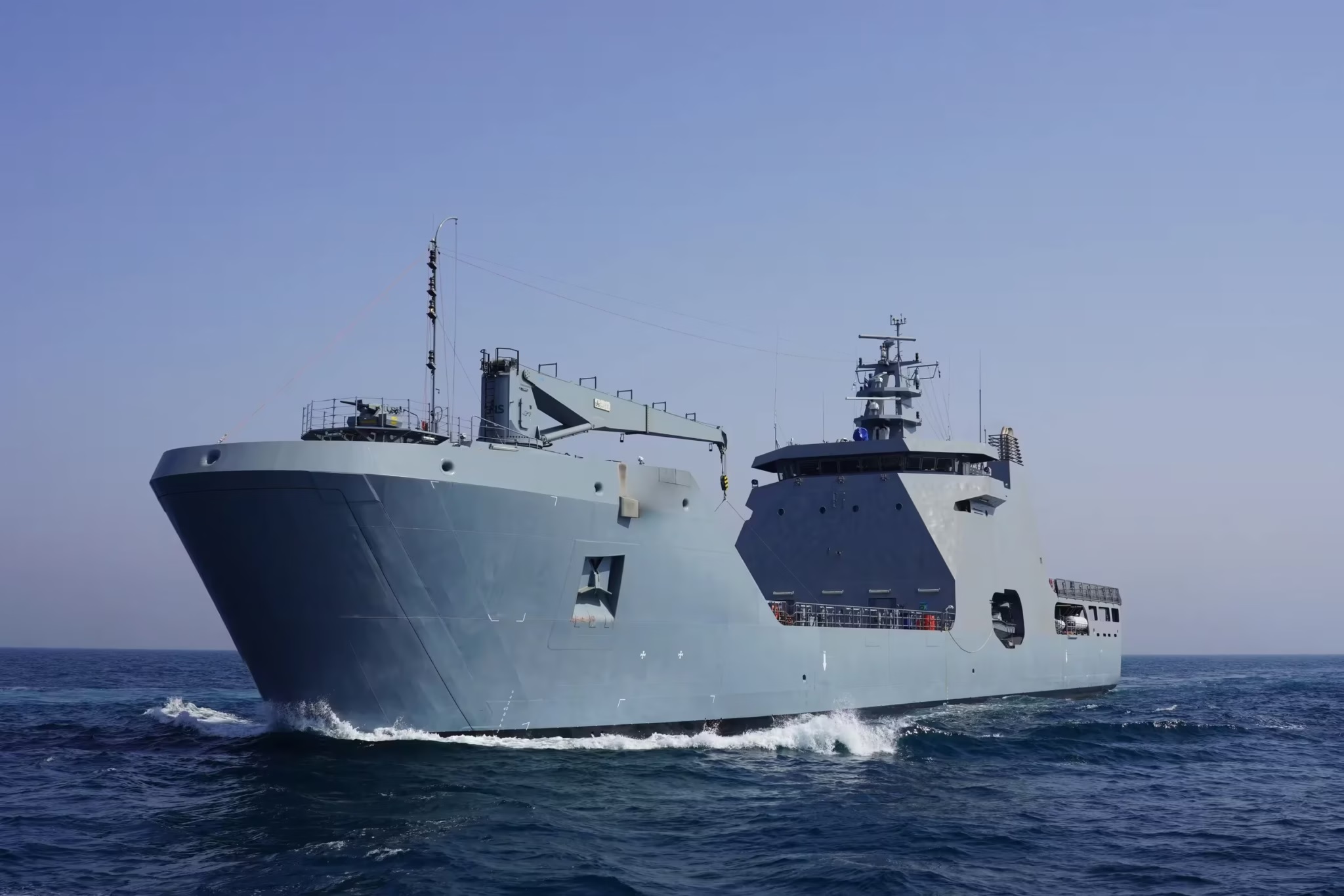 Navy Awards TOTE $2.2B to Serve as Vessel Construction Manager for Landing Ship Medium