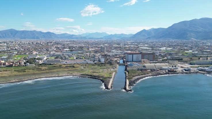 Hydraulic safety and environmental requalification: the race for the Sarno River