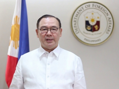Senators back Locsin call to shun China firms used in WPS dredging ...